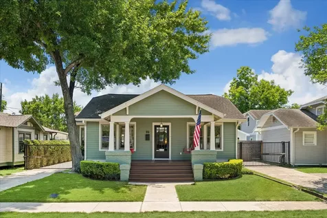 816 W Cottage Street Houston TX 77009