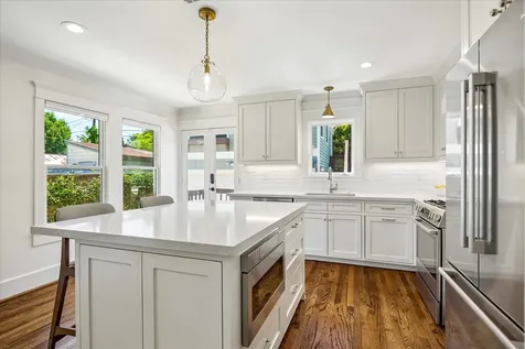 816 W Cottage Street Houston TX 77009