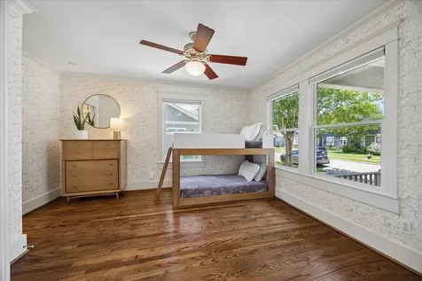 816 W Cottage Street Houston TX 77009