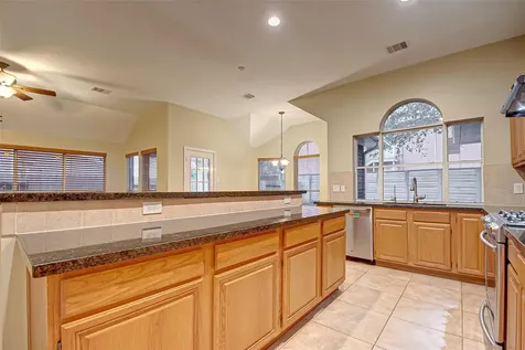 4611 Summer Lakes Sugar Land TX 77479