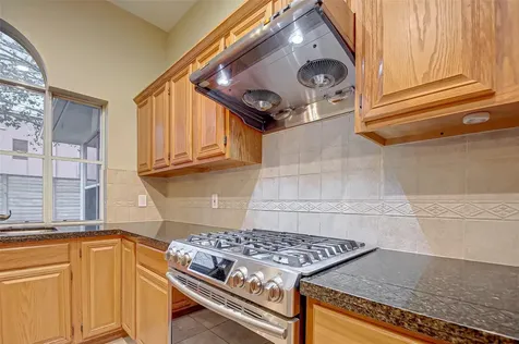 4611 Summer Lakes Sugar Land TX 77479