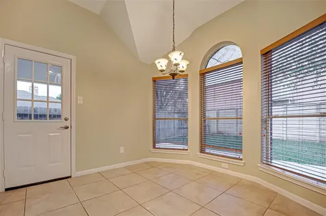 4611 Summer Lakes Sugar Land TX 77479