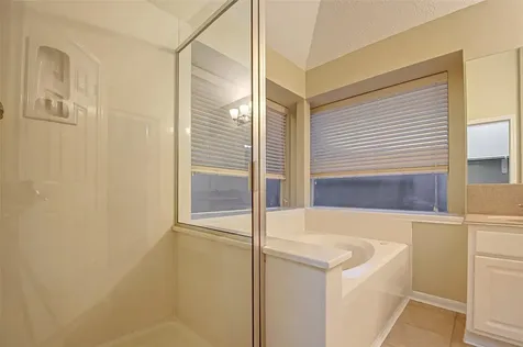 4611 Summer Lakes Sugar Land TX 77479