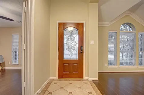 4611 Summer Lakes Sugar Land TX 77479