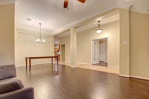 4611 Summer Lakes Sugar Land TX 77479