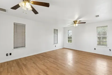 2326 28th Avenue N Texas City TX 77590