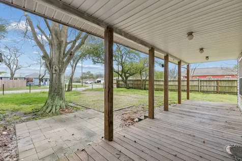 2326 28th Avenue N Texas City TX 77590