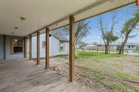 2326 28th Avenue N Texas City TX 77590