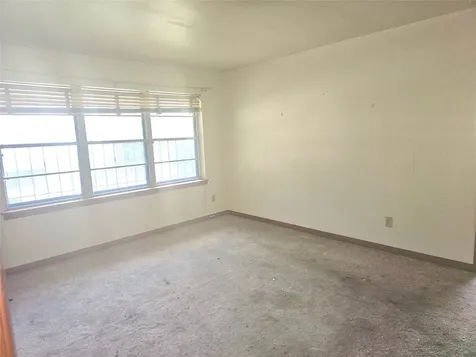 8431 Dover Street Houston TX 77061