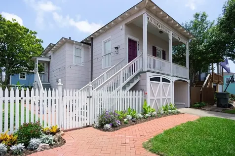 1416 13th Street Galveston TX 77550