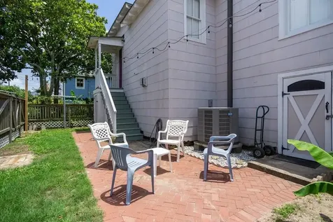 1416 13th Street Galveston TX 77550