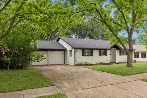 7127 Walkway Street Houston TX 77036