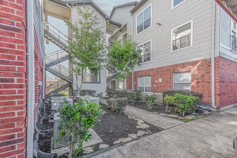 6289 Wilcrest Drive 5203 Houston TX 77072