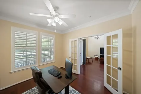 50 E Sundance Circle The Woodlands TX 77382
