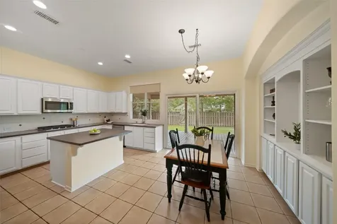 50 E Sundance Circle The Woodlands TX 77382