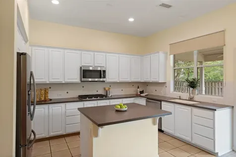 50 E Sundance Circle The Woodlands TX 77382