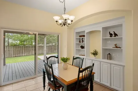 50 E Sundance Circle The Woodlands TX 77382