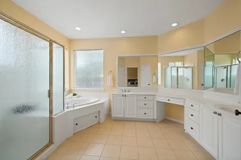 50 E Sundance Circle The Woodlands TX 77382
