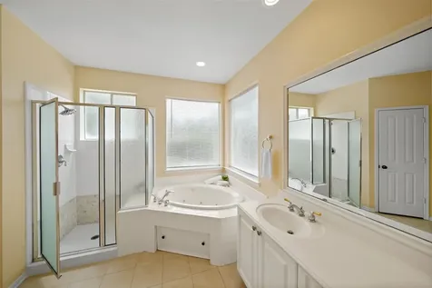 50 E Sundance Circle The Woodlands TX 77382