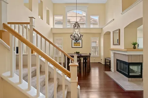 50 E Sundance Circle The Woodlands TX 77382