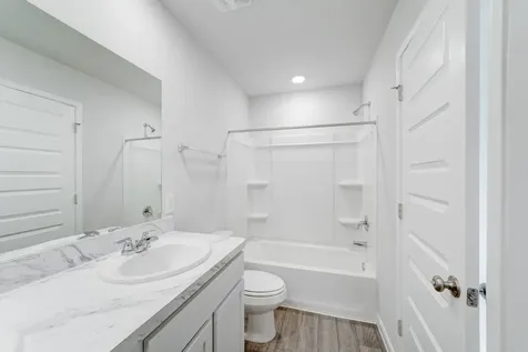 128 Road 5714 Cleveland TX 77327