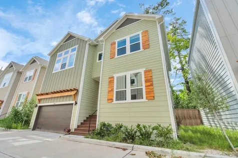 3360 Pinemont Drive Houston TX 77018