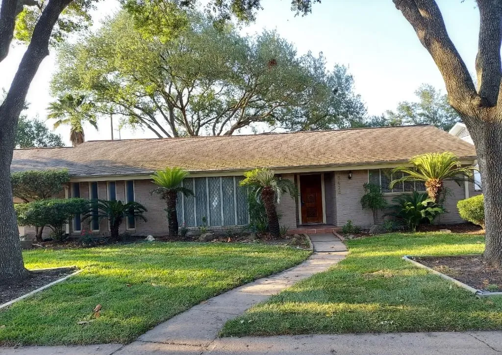 5470 Carew Street Houston TX 77096