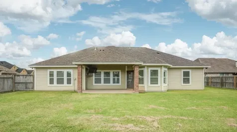 57 Red Maple Court Lake Jackson TX 77566