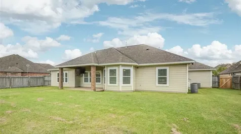 57 Red Maple Court Lake Jackson TX 77566