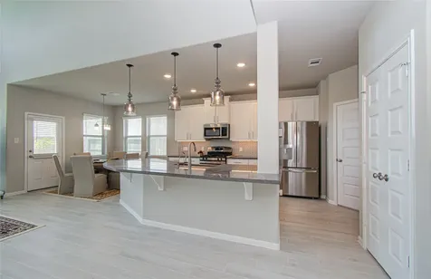 7406 Oakmont Avenue Mont Belvieu TX 77523