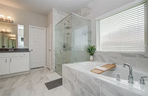 7406 Oakmont Avenue Mont Belvieu TX 77523