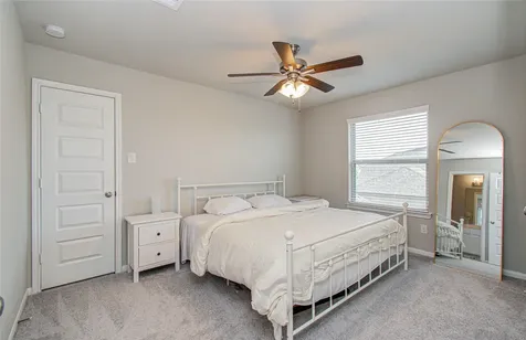 7406 Oakmont Avenue Mont Belvieu TX 77523