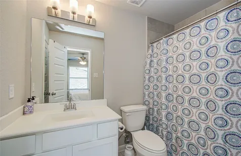 7406 Oakmont Avenue Mont Belvieu TX 77523
