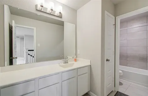 7406 Oakmont Avenue Mont Belvieu TX 77523