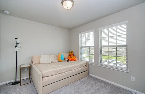 7406 Oakmont Avenue Mont Belvieu TX 77523