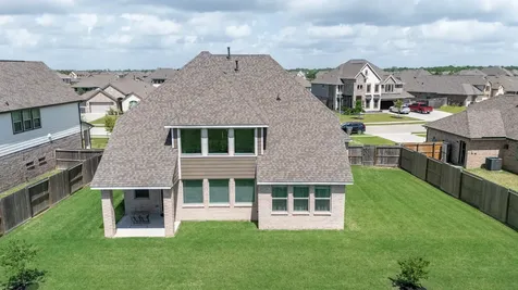 7406 Oakmont Avenue Mont Belvieu TX 77523