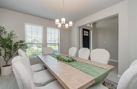 7406 Oakmont Avenue Mont Belvieu TX 77523