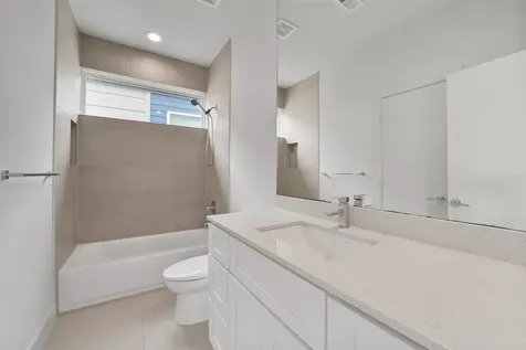 6809 Rocinante Lane Houston TX 77092