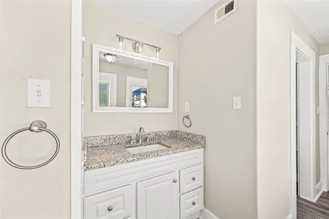 1812 27th Street Galveston TX 77550