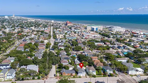 1812 27th Street Galveston TX 77550