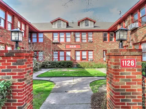 1126 Berthea Street 11 Houston TX 77006
