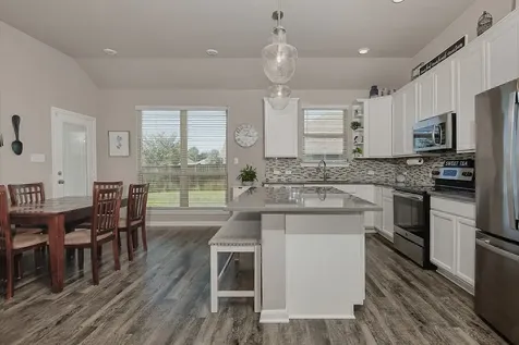 305 Brocks Court Montgomery TX 77356
