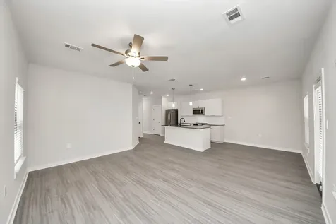 7711 Longmire Road 102 Conroe TX 77304