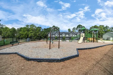 7711 Longmire Road 102 Conroe TX 77304