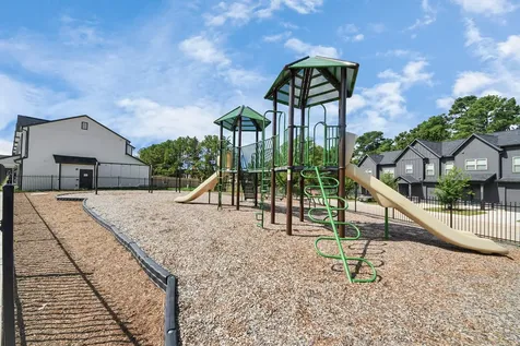 7711 Longmire Road 102 Conroe TX 77304