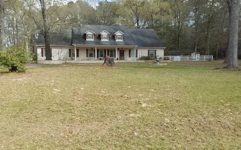 400 Central Drive Coldspring TX 77331