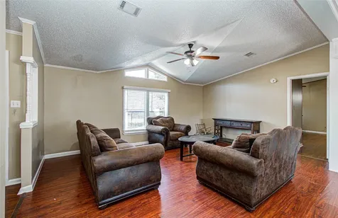 21526 Juliann Alyes Porter TX 77365