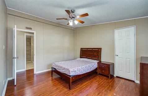 21526 Juliann Alyes Porter TX 77365