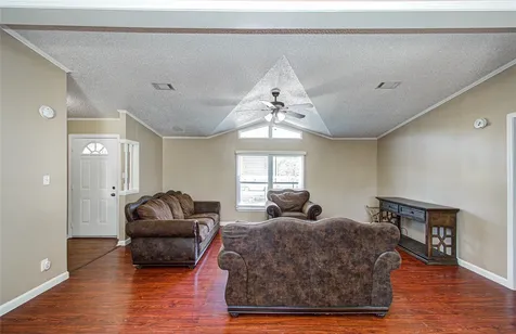 21526 Juliann Alyes Porter TX 77365