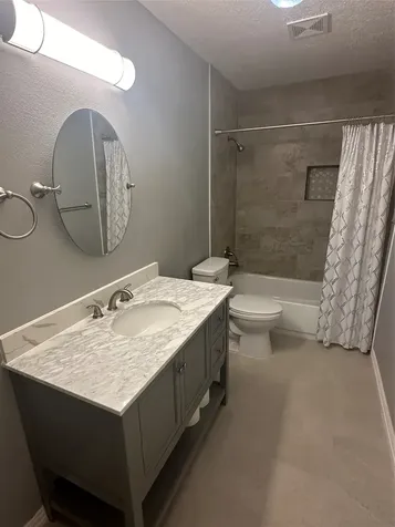 501 Cindyrella Drive Highlands TX 77562